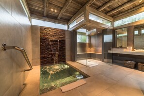 Couples treatment room(s), hot tub, steam room, body treatments - Kapama Buffalo Camp (Hoedspruit)