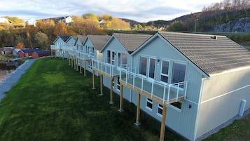 Apartment, 4 Bedrooms, Sea View | Front of property