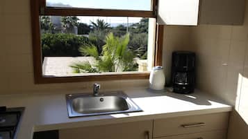 Televisión 37 cm con canales de televisión vía satélite