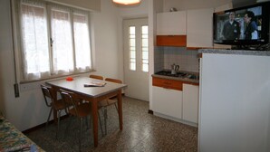 Apartment, 1 Bedroom | Private kitchen - Bianca (Lignano Sabbiadoro)