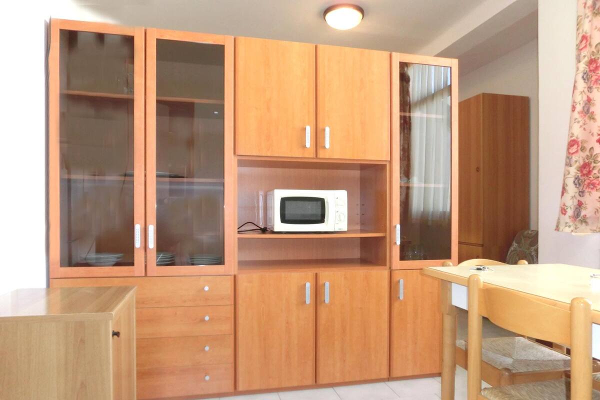 Studio (3 people) | In-room safe, cribs (surcharge), WiFi (free)
