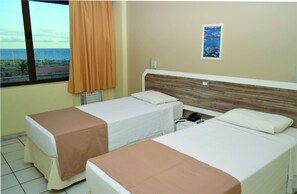 Duplo Casal | 迷你吧、特色装修、特色家居、办公桌