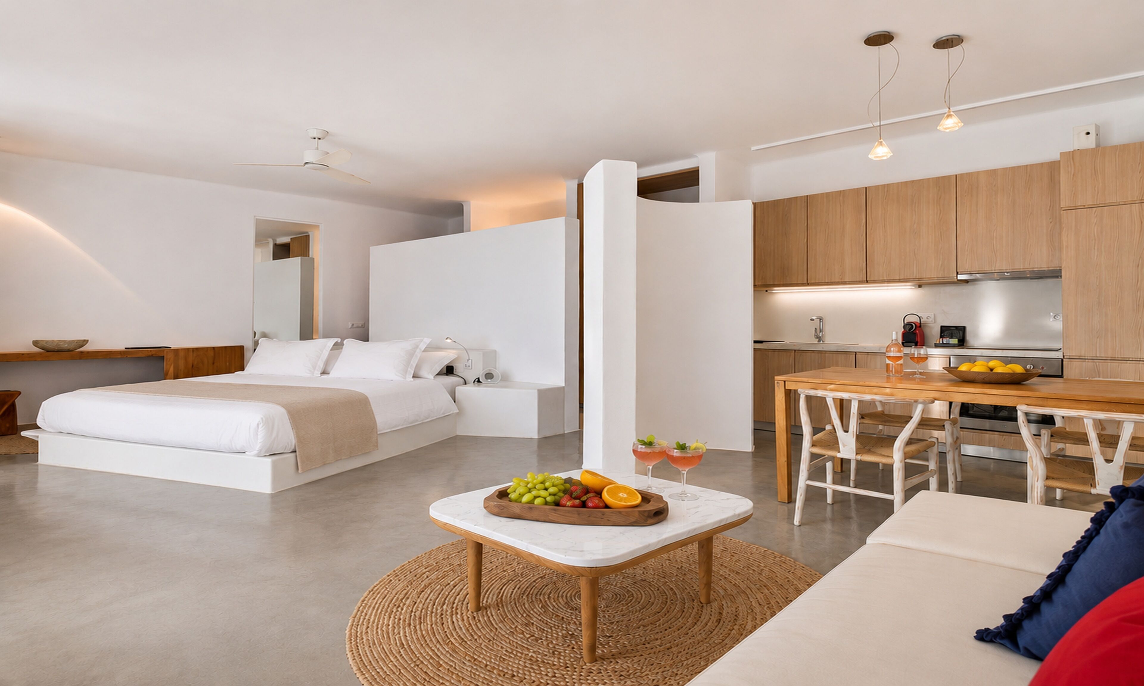 1 bedroom, Egyptian cotton sheets, premium bedding, down duvets