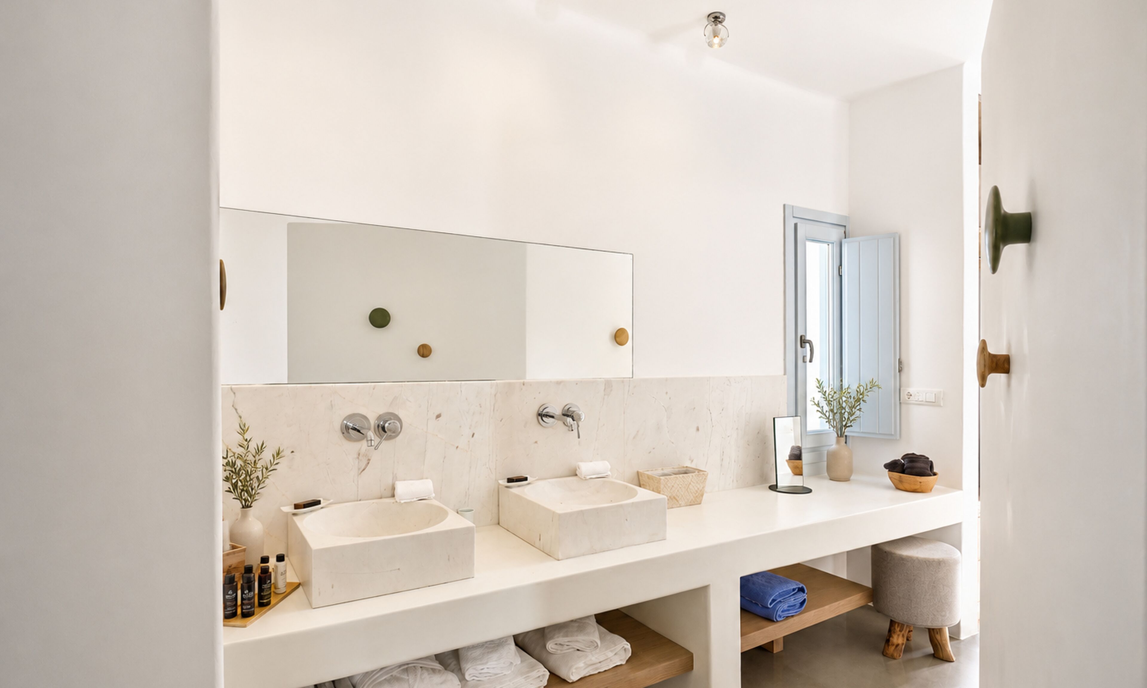 Shower, rainfall showerhead, designer toiletries, hair dryer