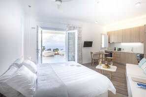 Suite (Herbs) | 1 bedroom, Egyptian cotton sheets, premium bedding, down comforters - Santorini Heights (Santorini)
