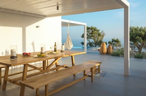 Luxury Studio Suite, 1 King Bed with Sofa bed, Sea View (Infinite Horizon) | Terrace/patio