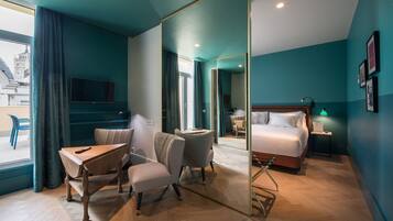 Hochwertige Bettwaren, Daunenbettdecken, Minibar, Zimmersafe