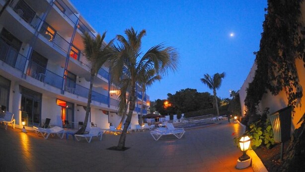 Terrace/patio - Costa Volcan and Spa (Tías)