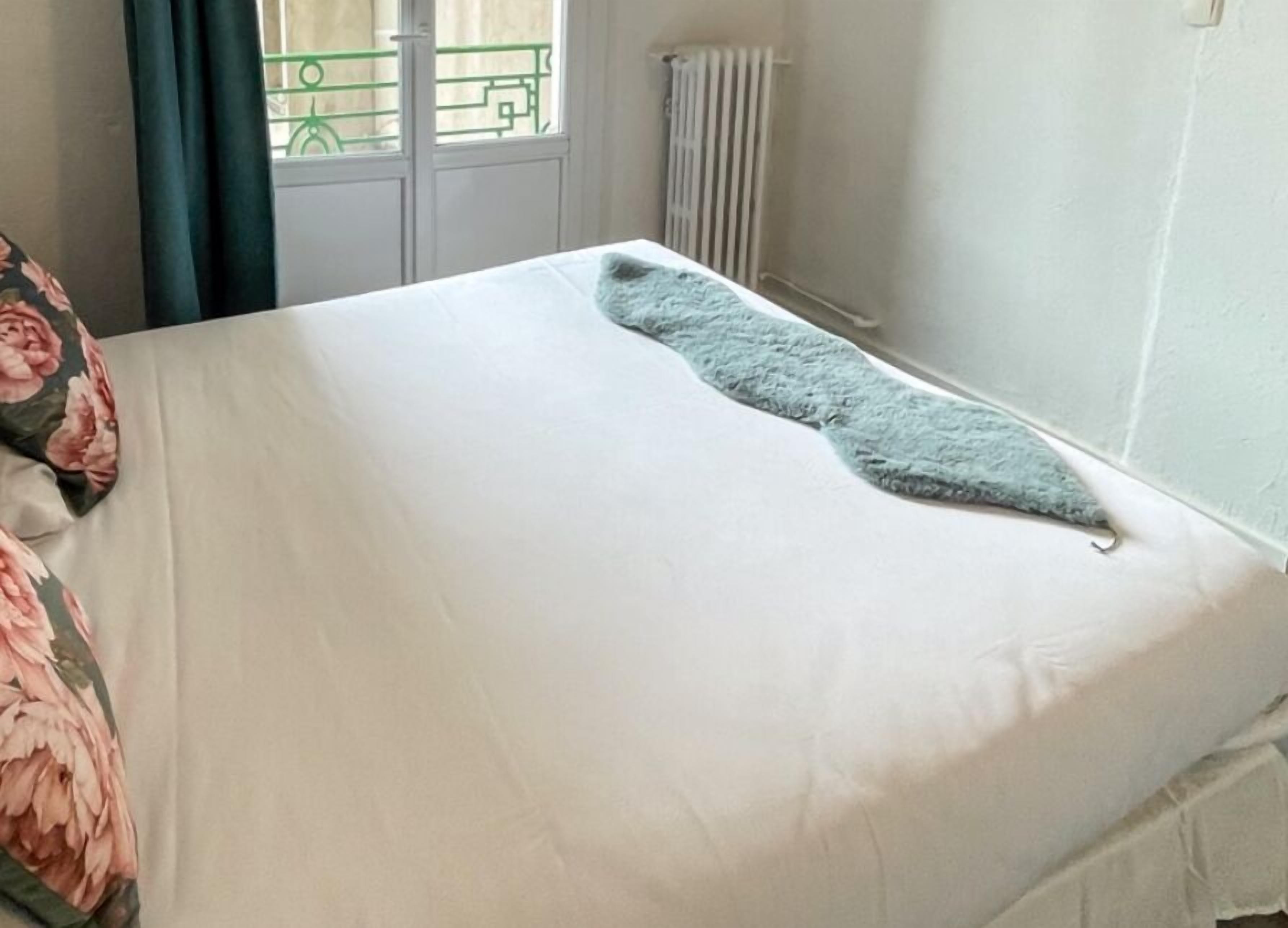 單人房 | 高級寢具、書桌、隔音、免費無線上網