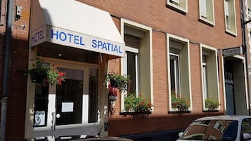 Fachada de la propiedad