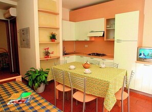 Apartment, 2 Schlafzimmer | Wohnzimmer