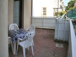 Apartamento, 1 habitación | Balcón