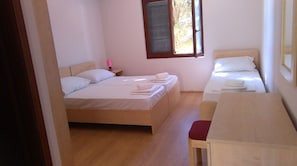 Double Room | Free cots/infant beds, free WiFi