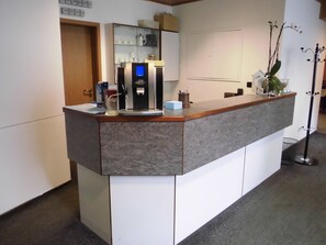 Mostrador para check-in y check-out