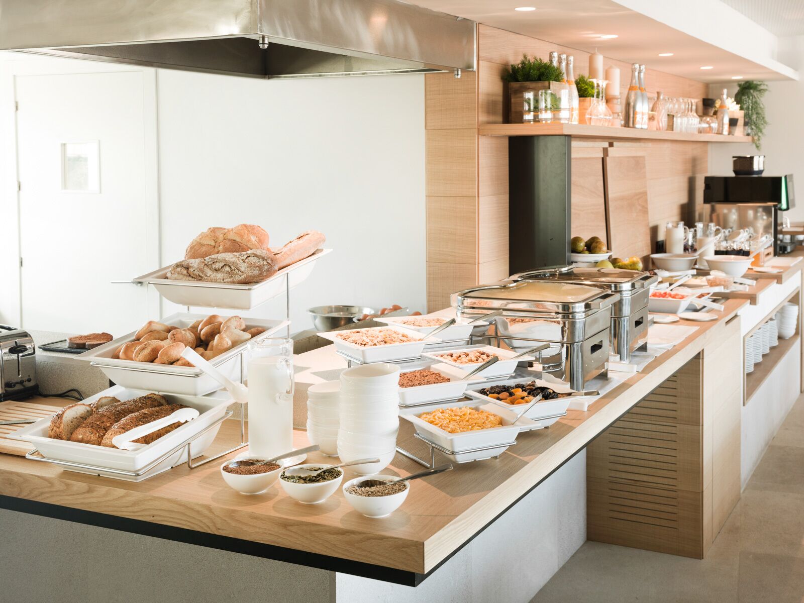 daily continental breakfast (eur 15 per person)