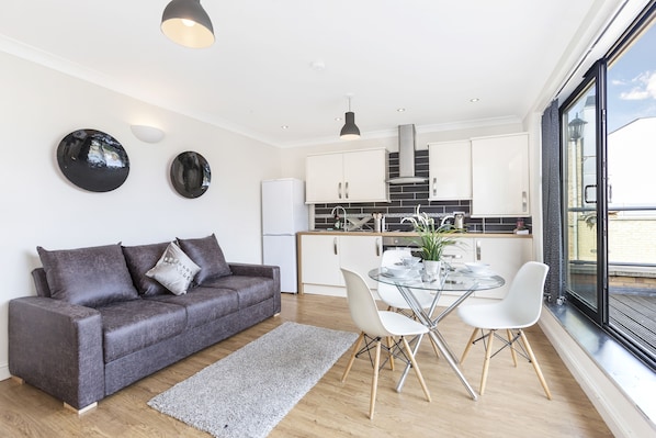 Apartment, 1 Schlafzimmer (Shoreditch) | Wohnbereich | Flachbildfernseher