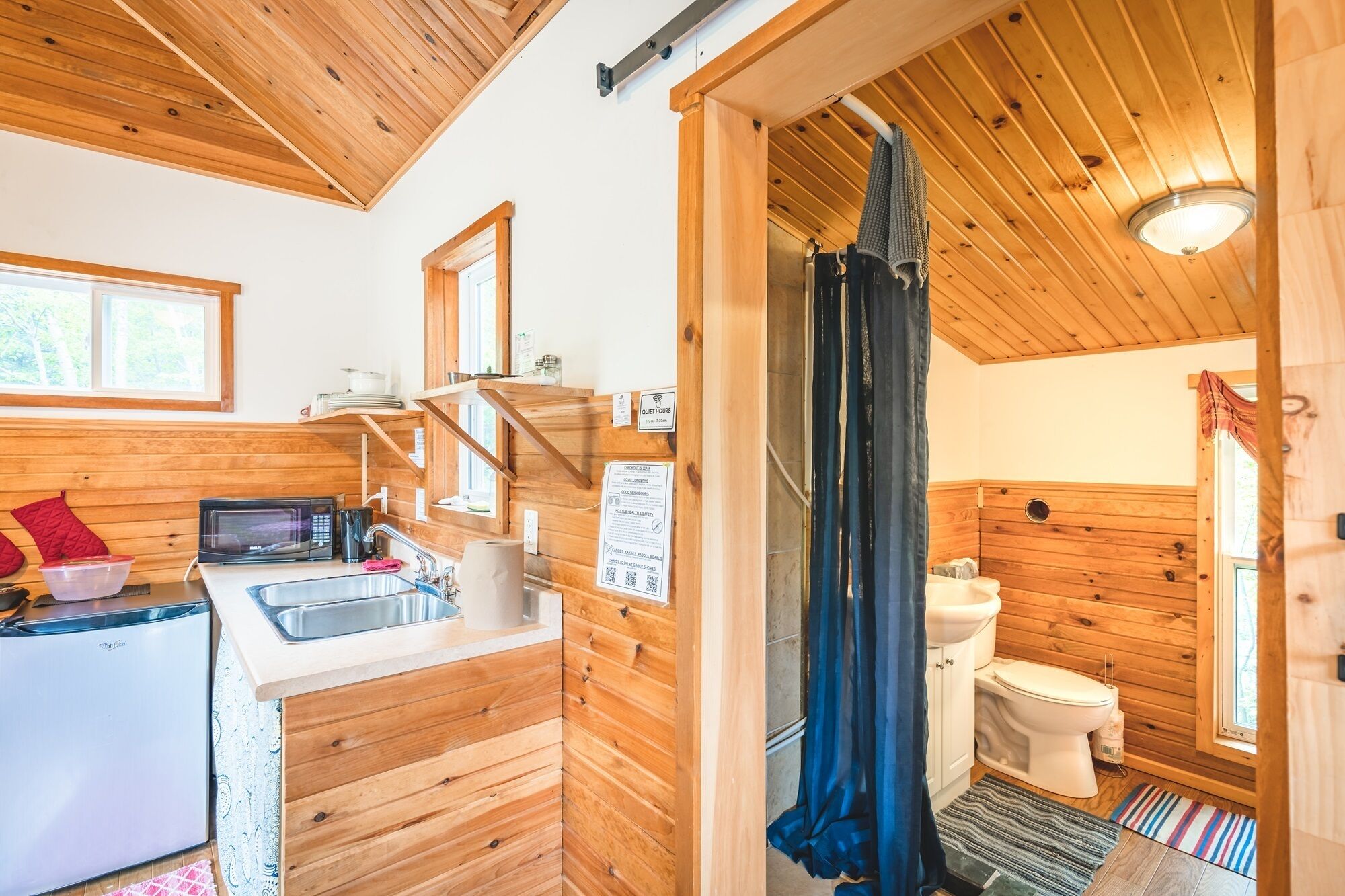 Cabaña clásica, hidromasaje, vista al jardín | Baño | Pantuflas 