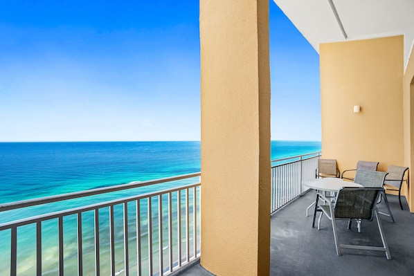 Condo, 2 chambres, vue sur l’océan (2103E) | Balcon