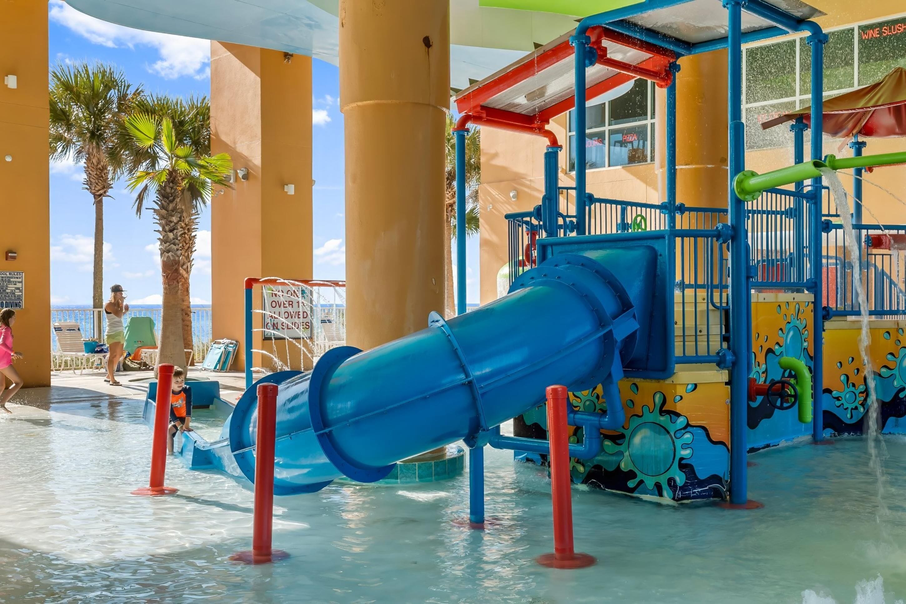 3 piscinas externas