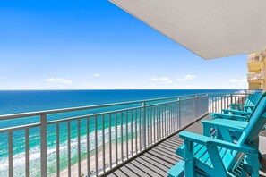 View from room - Splash Beach Resort by Panhandle Getaways (Panama City Beach)
