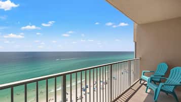 Condo, 1 Bedroom, Ocean View (1106) | Balcony