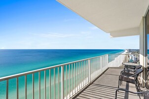 Condo, Four Bedroom, Beachfront (2301) | Svalir