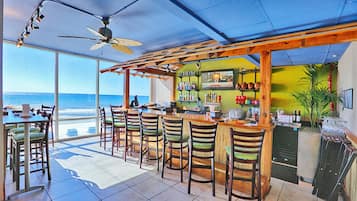 Poolside bar