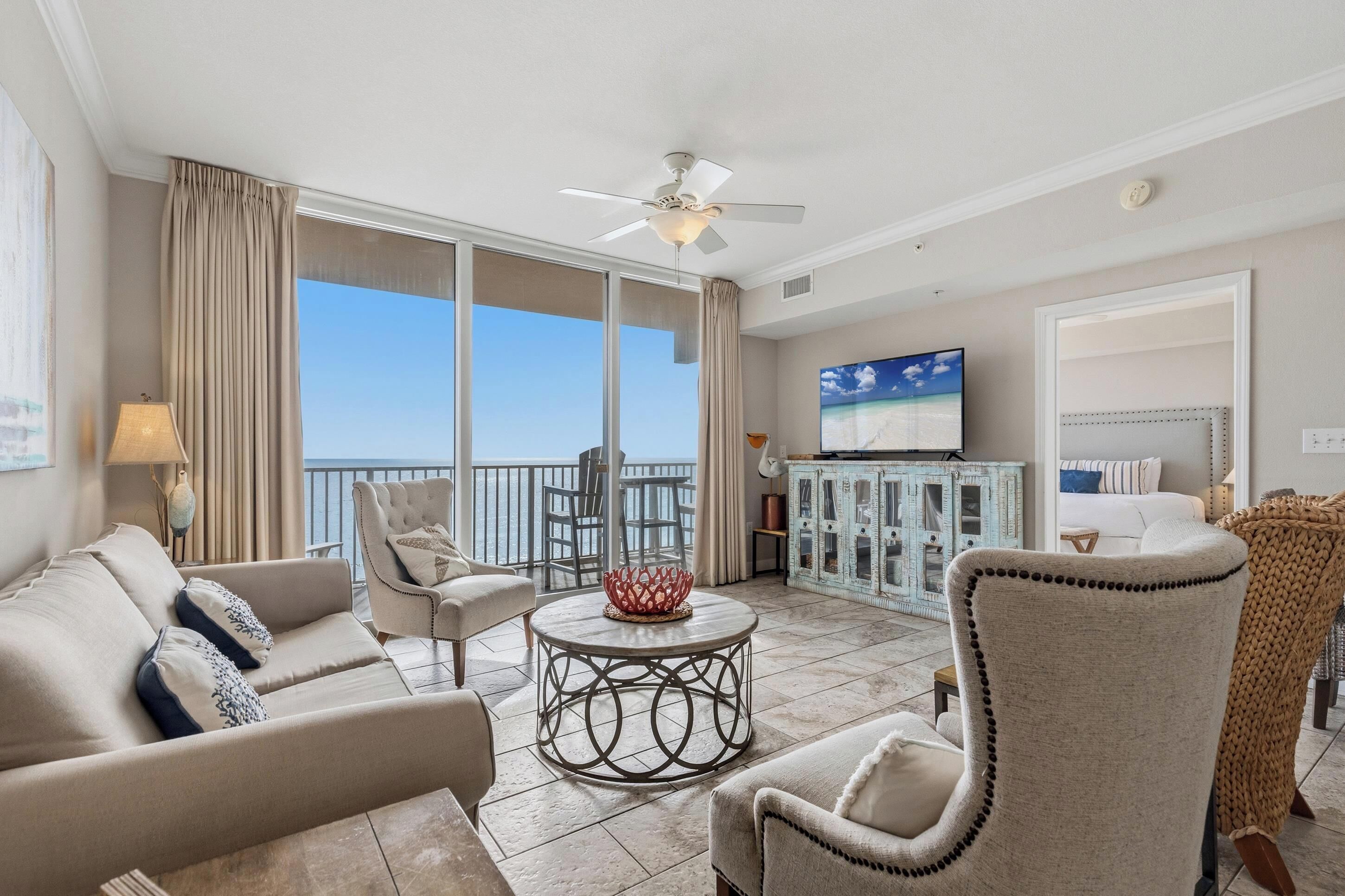 Condo, 1 Bedroom, Ocean View (712) | Living area | 50-inch Smart TV with cable channels, TV