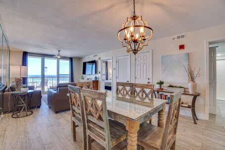 Pelican Beach Resort by Panhandle Getaways - Image 70