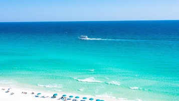 Condo, 2 habitaciones, vista a la playa (Pelican 1501) | Vista desde la habitación