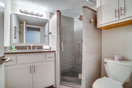 Pelican Beach Resort by Panhandle Getaways - Image 186
