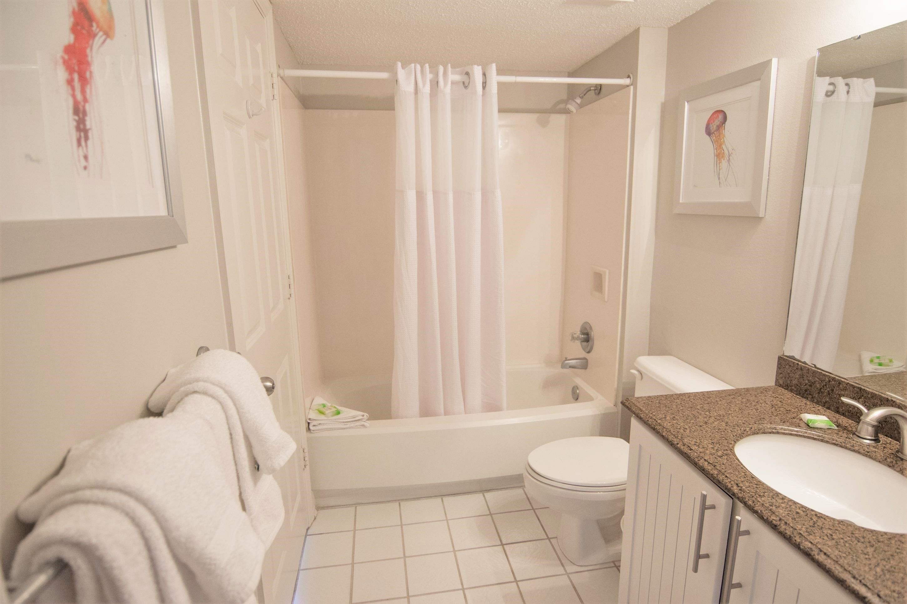 Pelican Beach Resort by Panhandle Getaways - Image 162