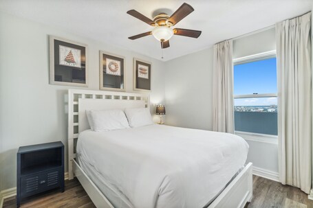 Pelican Beach Resort by Panhandle Getaways - Image 192