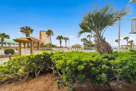 Pelican Beach Resort by Panhandle Getaways - Image 33