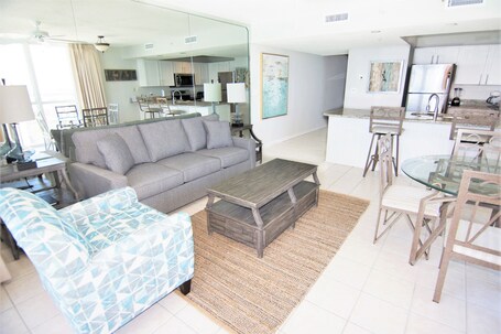 Pelican Beach Resort by Panhandle Getaways - Image 266