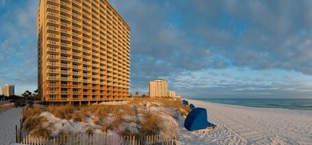 Pelican Beach Resort by Panhandle Getaways - Image 22