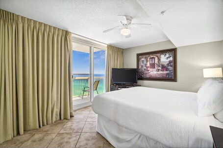 Pelican Beach Resort by Panhandle Getaways - Image 23