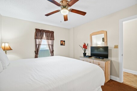 Pelican Beach Resort by Panhandle Getaways - Image 246