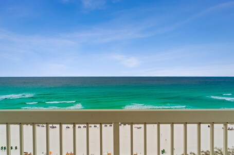 Pelican Beach Resort by Panhandle Getaways - Image 91