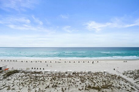 Pelican Beach Resort by Panhandle Getaways - Image 82