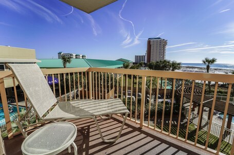 Pelican Beach Resort by Panhandle Getaways - Image 129