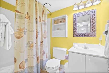 Pelican Beach Resort by Panhandle Getaways - Image 212