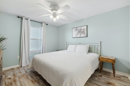 Pelican Beach Resort by Panhandle Getaways - Image 227