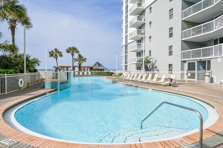 Pelican Beach Resort by Panhandle Getaways - Image 136