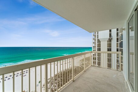 Pelican Beach Resort by Panhandle Getaways - Image 92