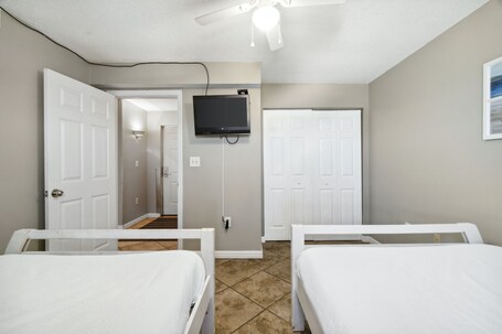 Pelican Beach Resort by Panhandle Getaways - Image 244