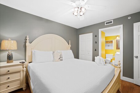 Pelican Beach Resort by Panhandle Getaways - Image 208