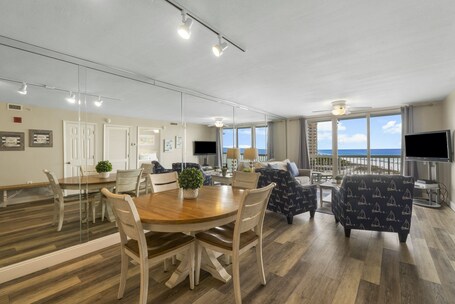 Pelican Beach Resort by Panhandle Getaways - Image 71