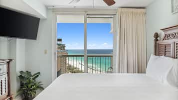 Condo, 2 Bedrooms, Beach View (1916) | 2 bedrooms, individually decorated, individually furnished