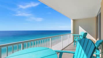Kondominium, 3 kamar tidur, pemandangan laut (1-1204) | Balkon